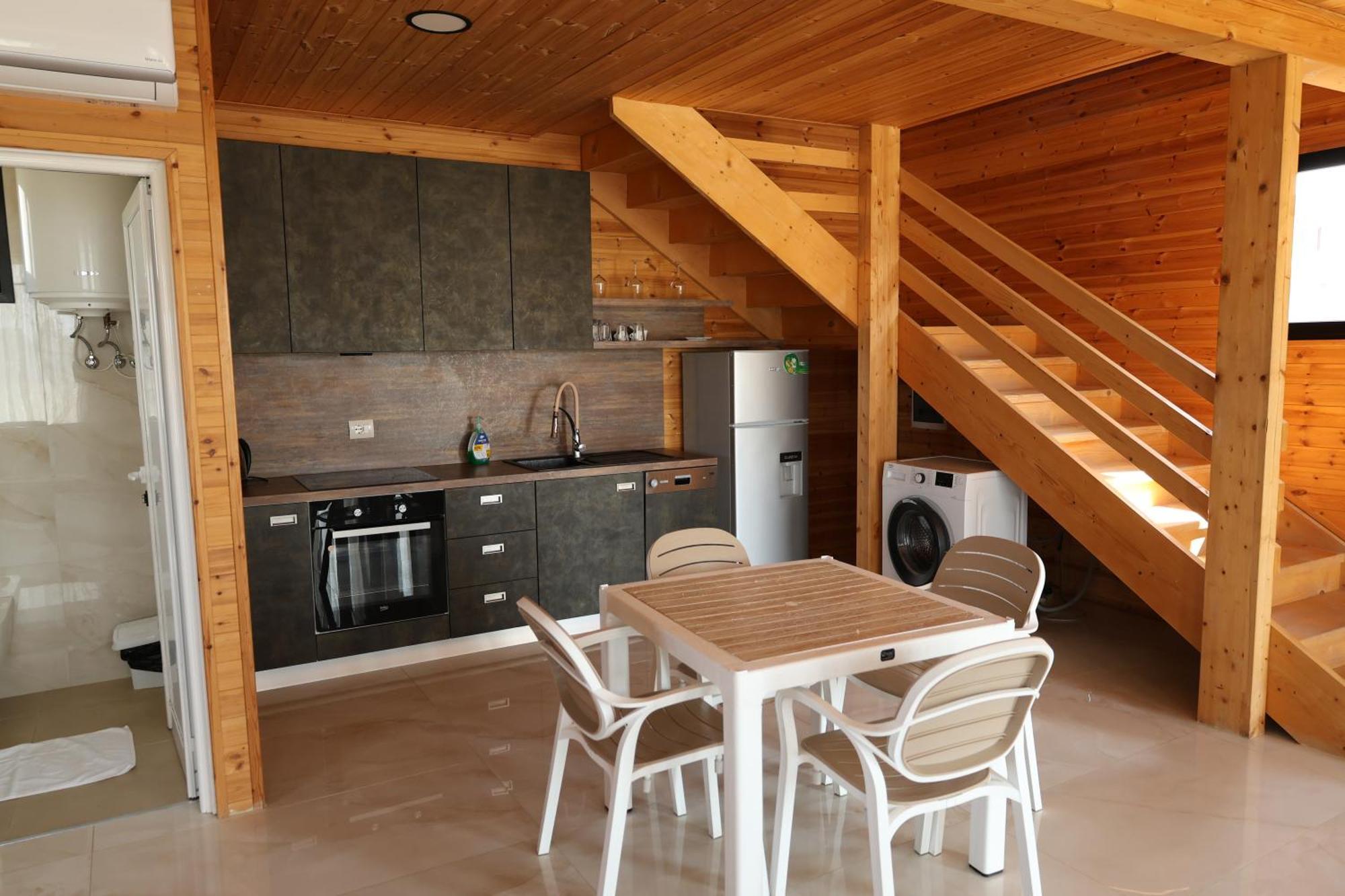 Posh Villa 1 Kavaje Esterno foto