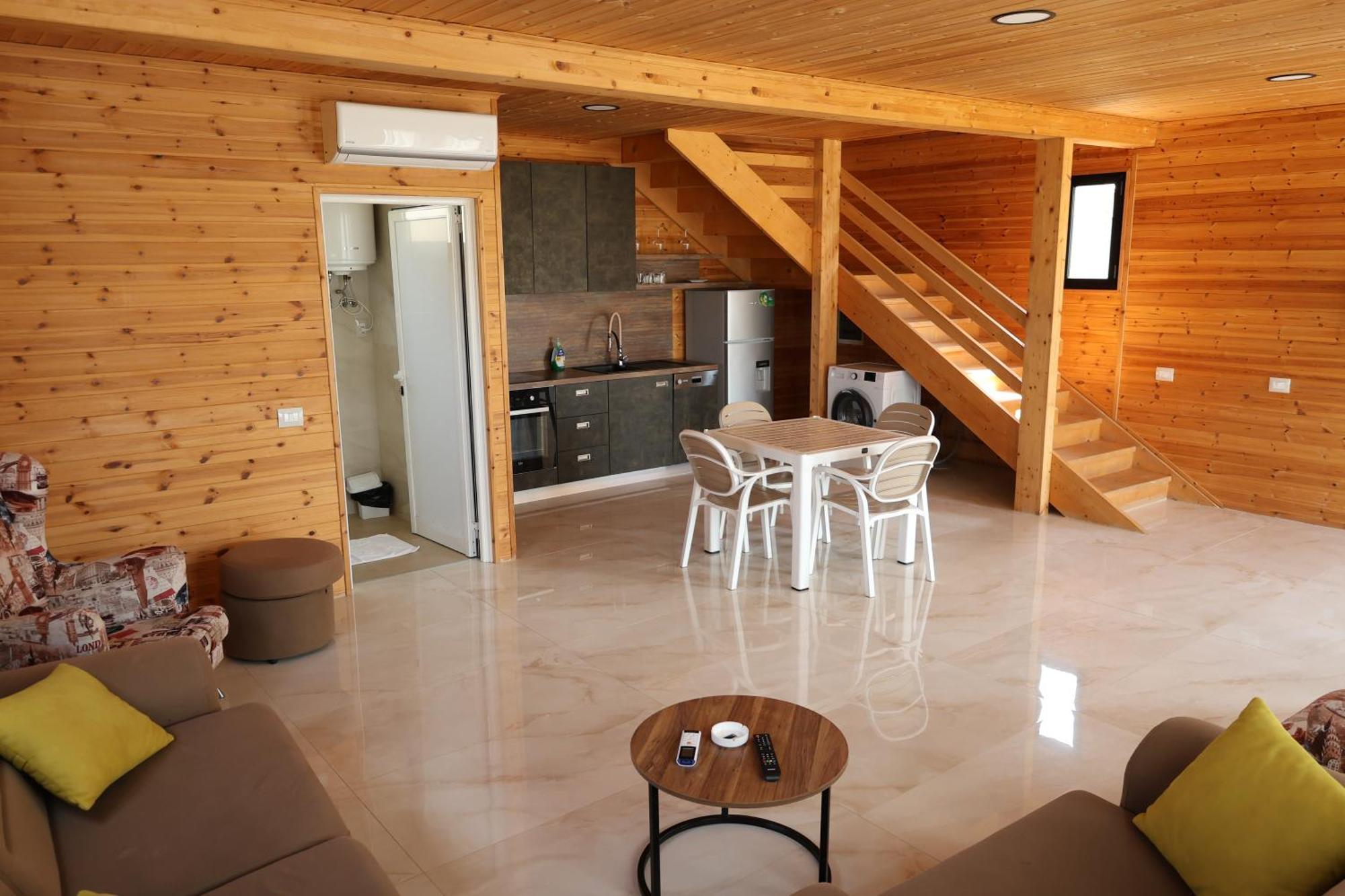 Posh Villa 1 Kavaje Esterno foto